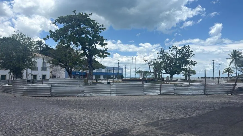 SFC: Obra da Praça da Independência chega a quase R$ 15 milhões pagos, segue inacabada e levanta suspeitas de superfaturamento e desvioS