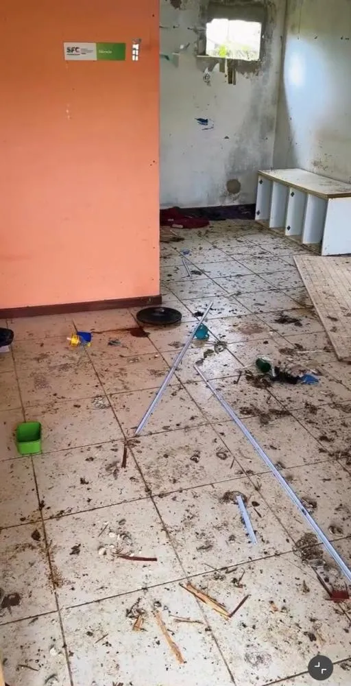 SFC: Obra milionária do Centro do Idoso está em ruínas; MHR Engenharia já recebeu mais de R$ 3 milhões e obra segue inacabada