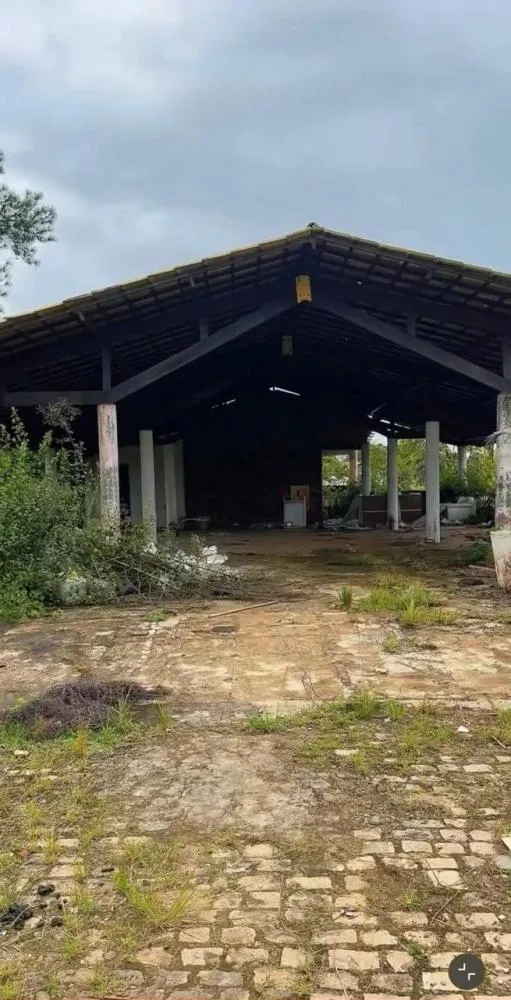 SFC: Obra milionária do Centro do Idoso está em ruínas; MHR Engenharia já recebeu mais de R$ 3 milhões e obra segue inacabada