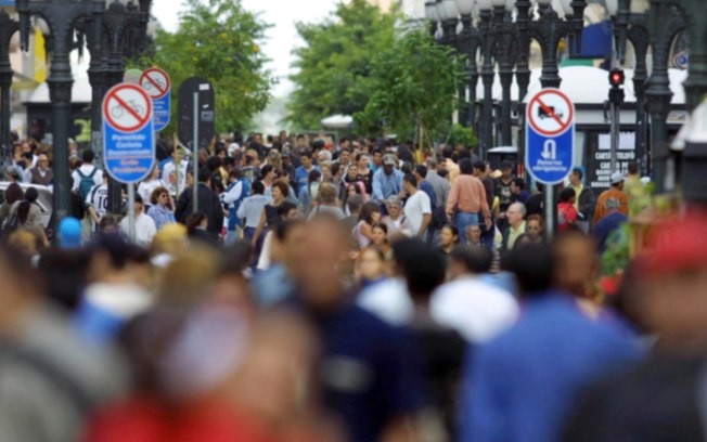 São Paulo é estado mais populoso, e a população brasileira continua em constante crescimento. Imagem - Reprodução.