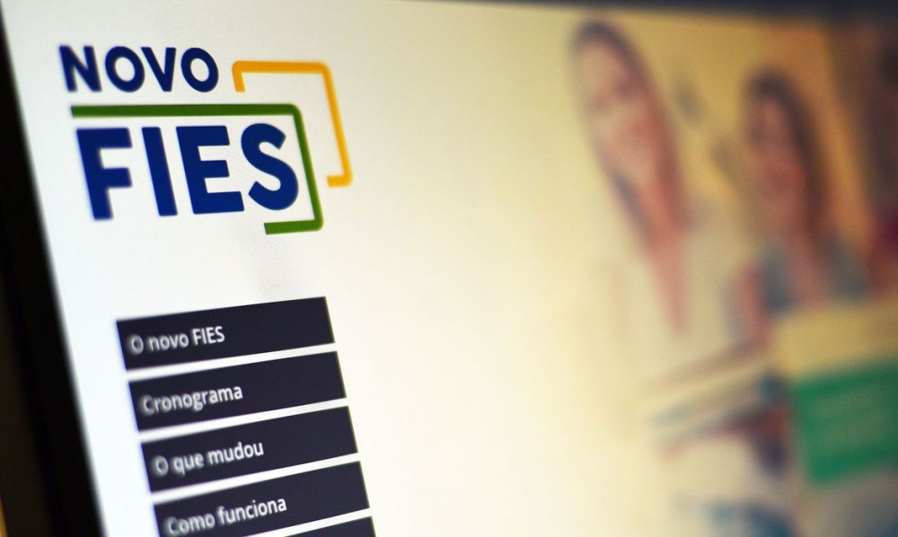 Este ano, o Fies oferece 93 mil vagas. Imagem - Marcello Casal - Agência Brasil.