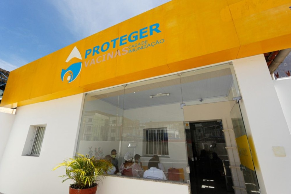 A imunização acontece na Clínica Proteger. Imagem - Divulgação - PMC.