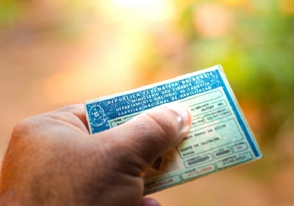August 28, 2019, Brazil. Man holding document 