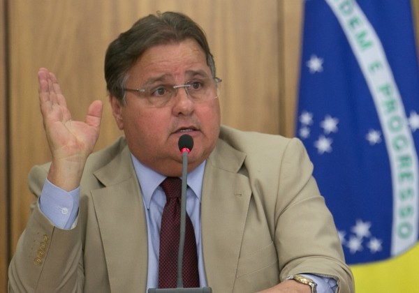 Brasília - O Ministro da Secretaria de Governo, Geddel Vieira Lima e o líder do PTB, Jovair Arantes durante coletiva sobre a reunião dos líderes com o presidente interino, Michel Temer (Fabio Rodrigues Pozzebom/Agência Brasil)