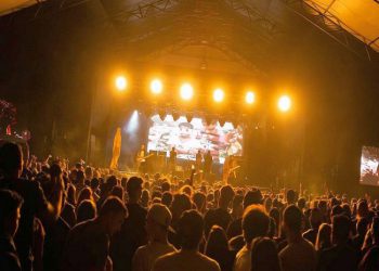 Produtores culturais baianos apoiam MP que desobriga o reembolso de ingressos.