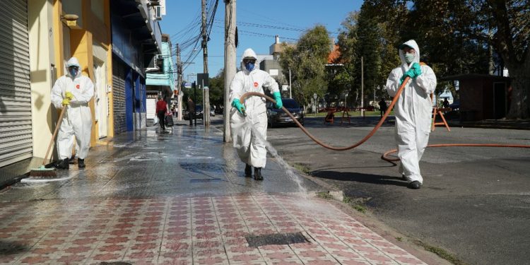 Em menos de dois meses, total de municípios com casos de Covid-19 aumentou quase 12 vezes