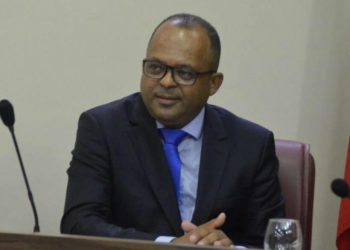 Madre de Deus: Vereador Val Peças é o novo líder do governo da câmara