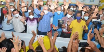 Simões Filho: PSD oficializa candidatura de Eduardo Alencar com apoio de 10 partidos