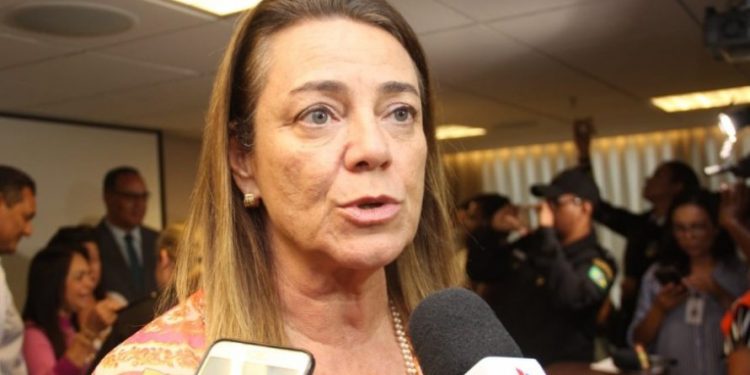 PT e PSB se afinam e Fabíola Mansur será a vice de Major Denice