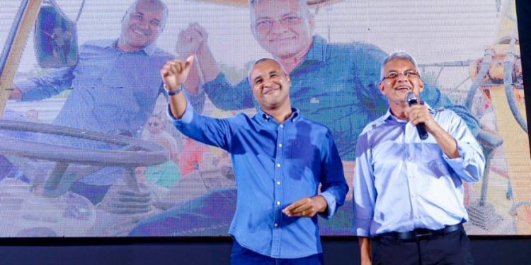 Simões Filho: MDB oficializa candidatura do prefeito Dinha à reeleição