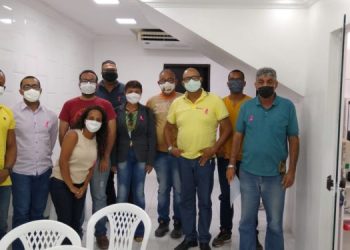 Candeias: Reunião define entrevista com candidatos a prefeito