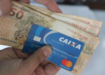 Caixa começa a pagar até R$ 1.045 de abono do PIS; veja quem tem direito