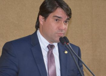 PP recua de Robinho e apoia Niltinho com objetivo de vencer Otto na Assembleia