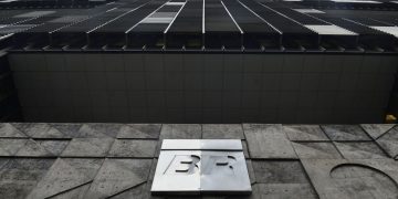 Petrobras compra direito de exploração de 12 campos terrestres na Bahia