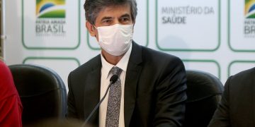 ‘Bolsonaro não quer ser uma liderança da vacinação no Brasil’, diz Teich