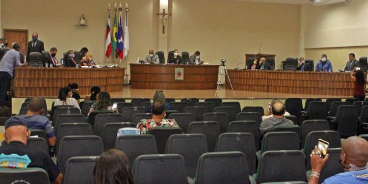 Candeias: Câmara aprova orçamento do município para 2021