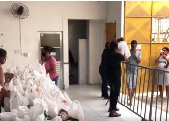 Candeias: Prefeitura distribui cesta natalina para moradores de 30 localidades nesta quarta, 16