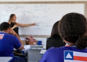 MEC autoriza aulas não presenciais até dezembro de 2021