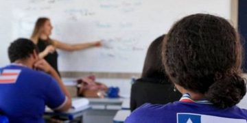 MEC autoriza aulas não presenciais até dezembro de 2021