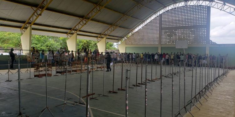 Candeias: Polícia de Proteção Ambiental conduz 43 pessoas e resgata 192 aves