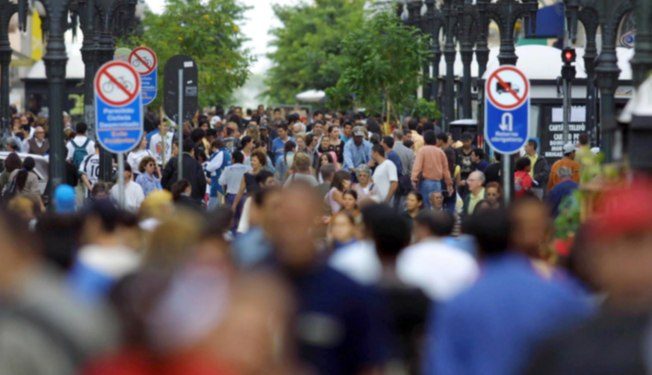 Segundo IBGE, o Brasil tem mais de 211 milhões de habitantes