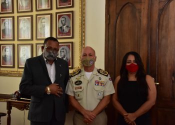 Candeias: representante da Segurança Comunitária e vice-prefeita se reúnem com comandante da PM