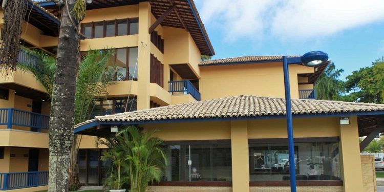 Hospital de campanha abre 211 vagas de empregos em Lauro de Freitas