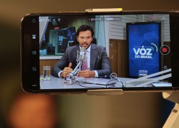 Leilão do 5G brasileiro acontecerá até julho, afirma Fábio Faria