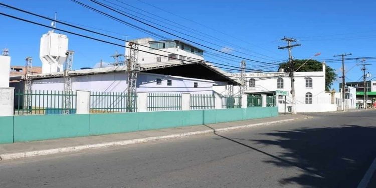 Para reduzir custos, hospital de campanha será realocado em Simões Filho