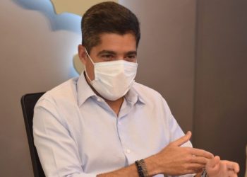 Real Time/Record: ACM Neto lidera em cenários com Wagner e Otto; veja os números