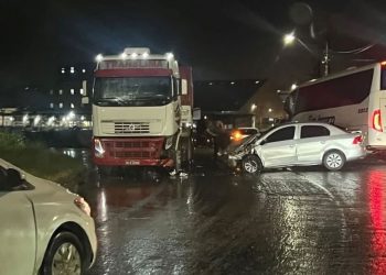 RMS: 2 acidentes são registrados quase ao mesmo tempo na BA 522 que está com sinalização deficiente após obras