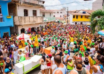 Madre: Conheça a história do famoso Bloco Toma Sopa, a maior festa popular da cidade que desfila neste domingo