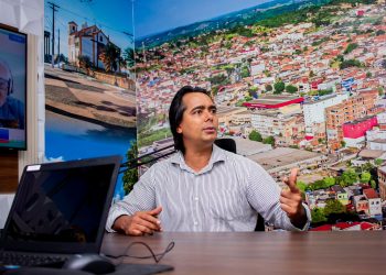 prefeito Pitágoras anuncia como será realizado o pagamento dos precatórios aos professores