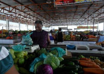 Candeias: Central de Abastecimento estará aberta neste domingo (18)