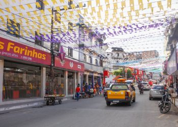 São João de Candeias incrementa faturamento do comércio, gera milhares de empregos temporários com transparência nos investimentos 