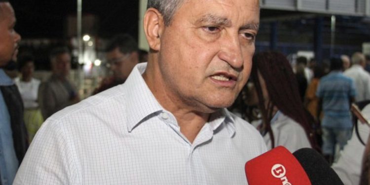 Ministro de Lula afirma que, em Brasília, ‘fazer o errado para muitos é o certo’