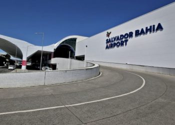 Pista do aeroporto de Salvador fica sem luz e voos são redirecionados para outras cidades