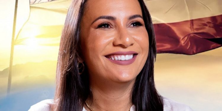 SFC: Por unanimidade, Soraia Cabral tem título de cidadã sãofranciscana aprovado em 2ª votação na Câmara de Vereadores