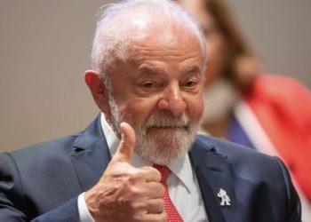 ‘País já está melhorando’, diz Lula ao comemorar crescimento do PIB