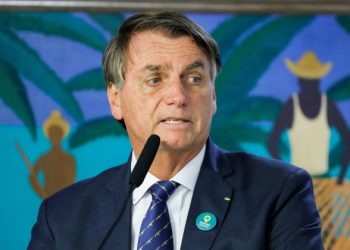 Bolsonaro é multado em R$ 376 mil por não usar máscaras durante ato no 7 de setembro