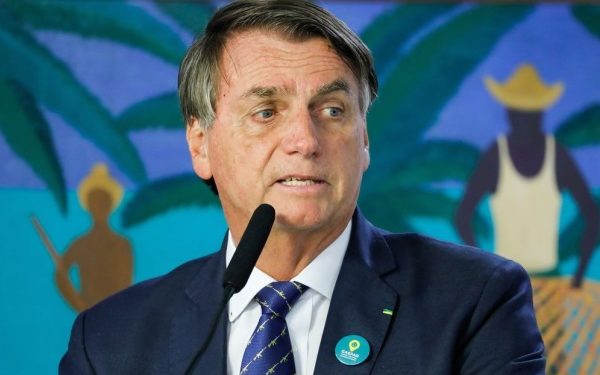 Bolsonaro é multado em R$ 376 mil por não usar máscaras durante ato no 7 de setembro