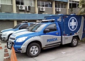 Mulher é morta a tiros e corpo é deixado dentro de saco plástico em Salvador