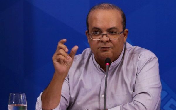 Governador do DF chama Rui Costa de ‘completo idiota’