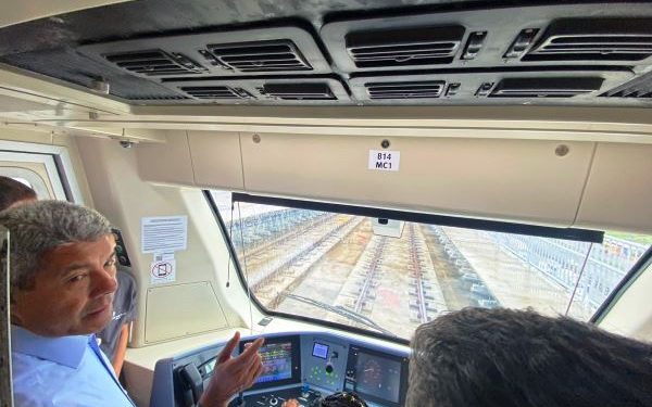 Jerônimo anuncia contratação de estudos de viabilidade de linha de trens entre Feira e Salvador