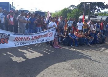 Trabalhadores do Polo Petroquímico de Camaçari pode entrar em greve; entenda o caso