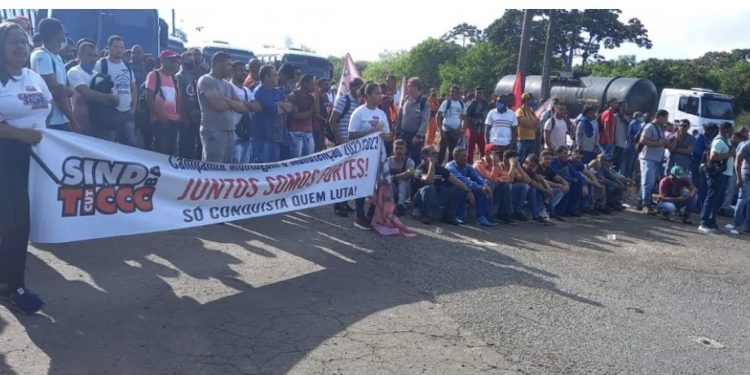 Trabalhadores do Polo Petroquímico de Camaçari pode entrar em greve; entenda o caso