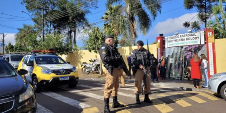 Jovem mata aluna a tiros em ataque a escola no Paraná