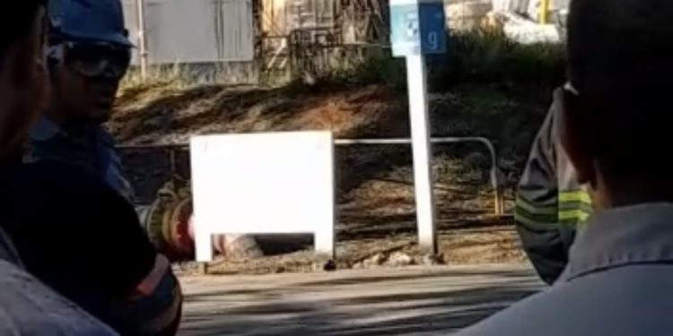 Tanque da Braskem pega fogo em Santo André e 3 ficam feridos