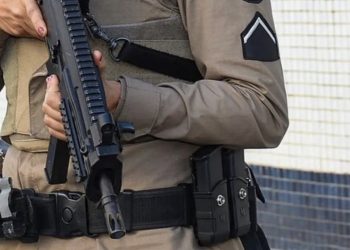 Ex-PM é assassinado durante assalto a ônibus na BA-524, em Simões Filho