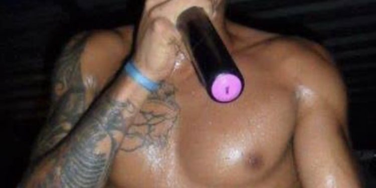 Candeias: internautas dizem que homem aparentemente desorientado na BA 522 é Marcelo Buldogue, ex-vocalista da banda no Styllo